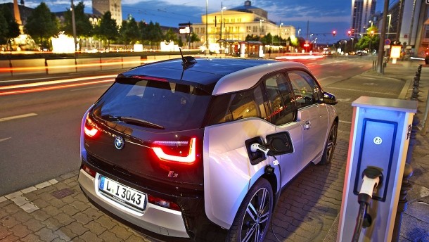 premiya-na-pokupku-elektromobilya-1