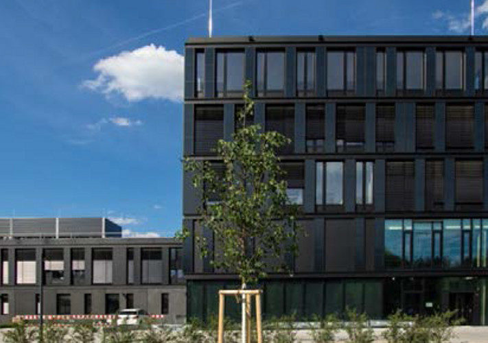 ZSW_Fassade_CIGS_Duennschicht_BIPV