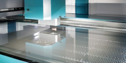 manz_duennschicht_laser_herstellung_produktion_solarzelle_photovoltaik-1024x512