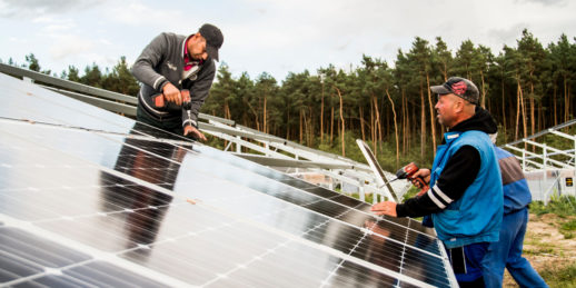 Solarworld_Module_Solarpark_Deutschland_Brandenburg_Installation_Herbst_2017