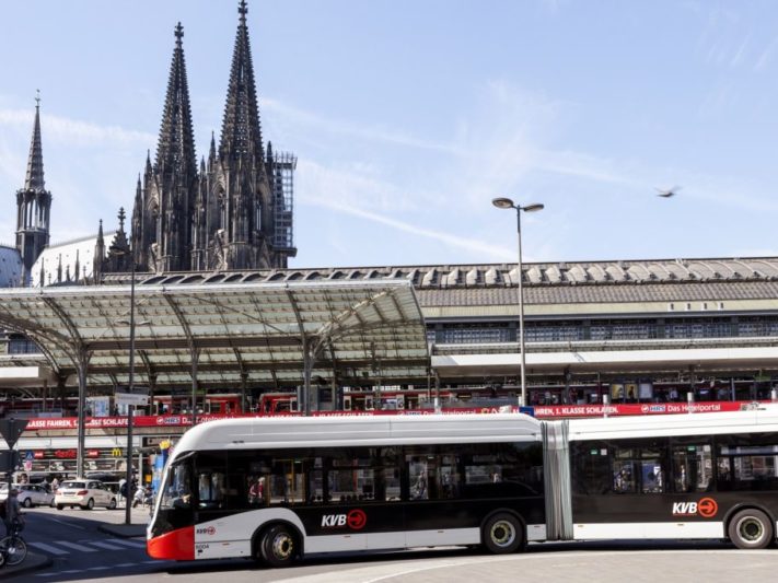 E_Bus_ChristophSeelbach_KölnerVerkehrs-BetriebeAG-1024x683