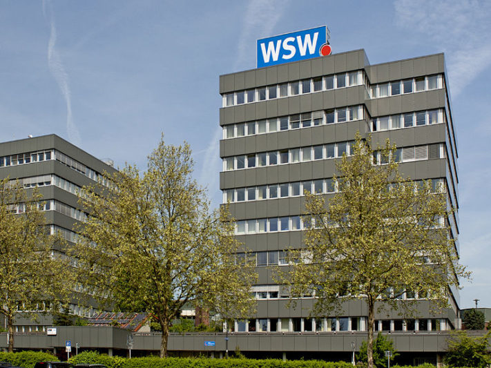 wsw-hauptgebaeude-wuppertaler-stadtwerke-web-pv_Nzk0NDk5Wg