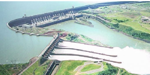 Itaipu_Staudamm_Wasserkraftwerk_Brasilien_Paraquay