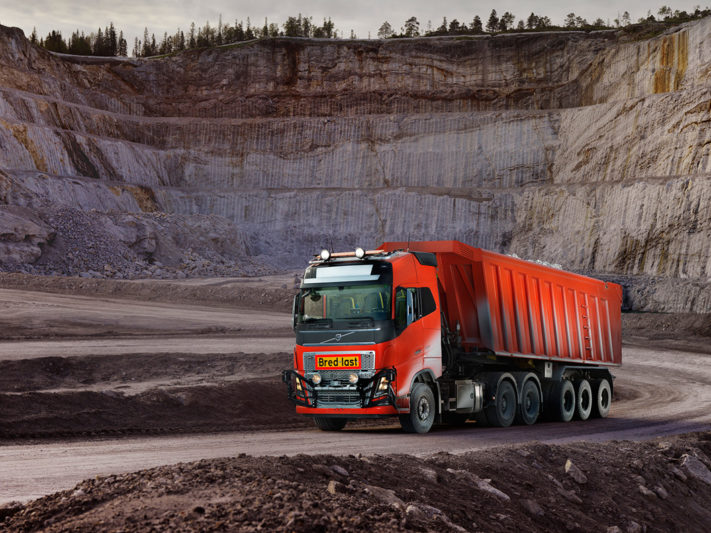 Highres-Volvo-Trucks_Autonomous-Volvo-FH-01_large