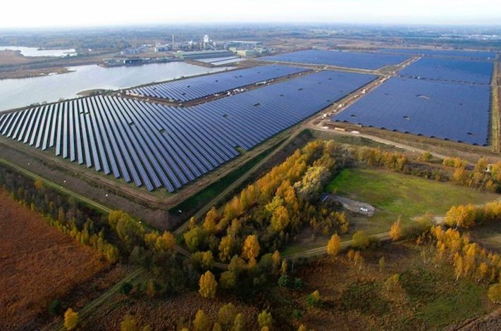 budel-solar-park-netherlands-credit-solarcentury
