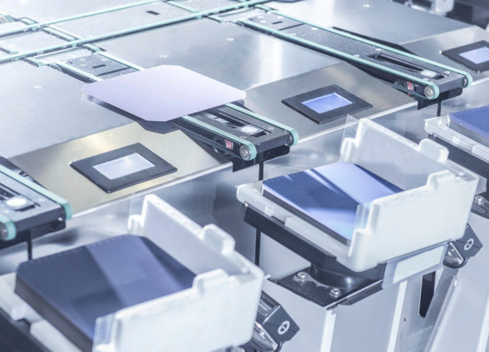 Meyer_Burger_Technology_AG_Heterojunction_Solarzellen-1024x512