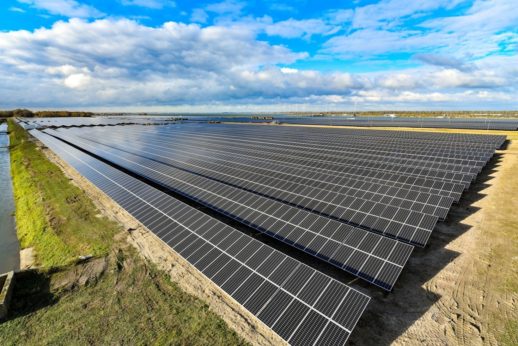 Moerdijk Solar Park supplied by Suntech