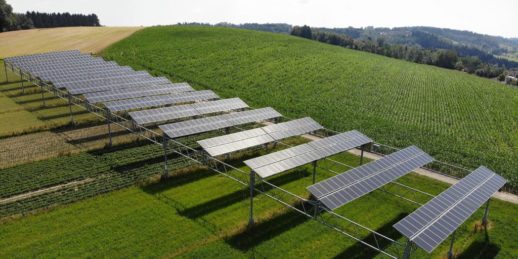 Agro-Photovoltaik-Heggelbach-Bayware-1024x512