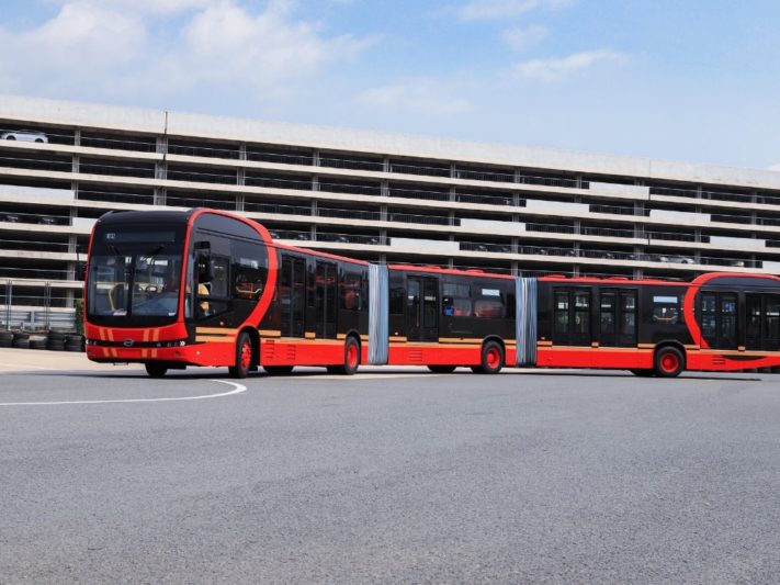 BYD_самый длинный электрический автобус
