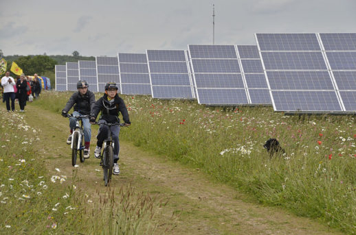 800px-Westmill_Solar_Cooperative_1