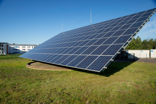 PV_an_Bundeswehrkaserne_c_Bundeswehr_Marcus_Rott_Photovoltaik909
