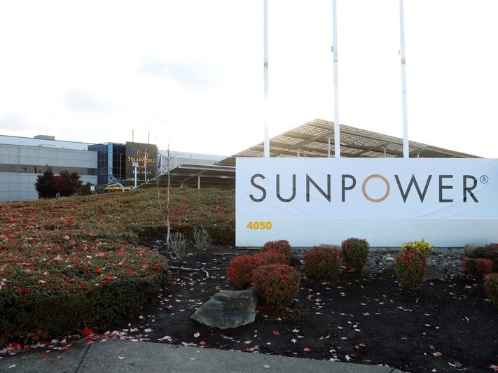 FILE PHOTO: SunPower Corporation, headquartered in Silicon Valley recently acquired SolarWorld Hillsboro manufacturing plant is seen in Hillsboro, Oregon, U.S., November 7, 2018. REUTERS/Steve Dipaola