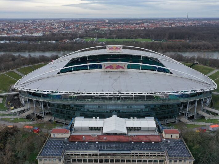 RB-Leipzig-Red-Bull-waltungsgebaude