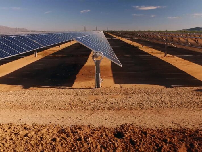 solar-power-desert-web