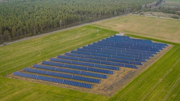 Sun_Investment_Group_Photovoltaik-Solarparks_zum_Eigenbedarf_Litauen