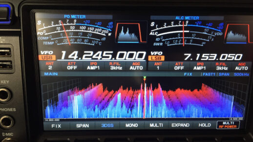 Störfrequenzen im Funkband eines Amateurfunkers, verursacht durch den DC-Generator auf dem Dach.
