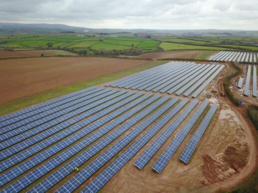 Goldbeck_Solarpark_Photovoltaik-Zubau_UK-1000x750