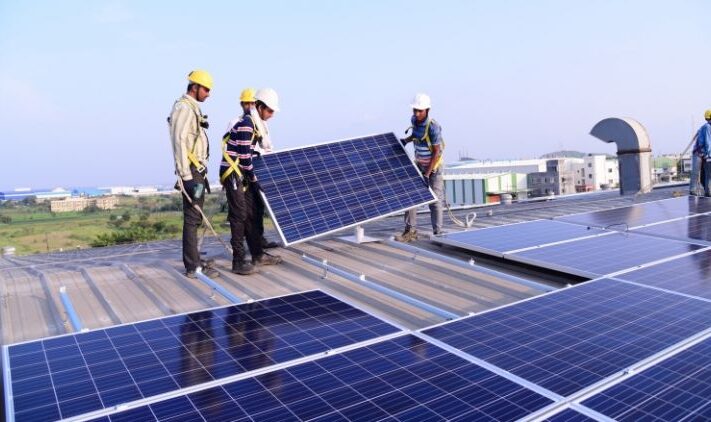 INDIA-Rooftop-Solar-1_World_Bank_750_422_80_s