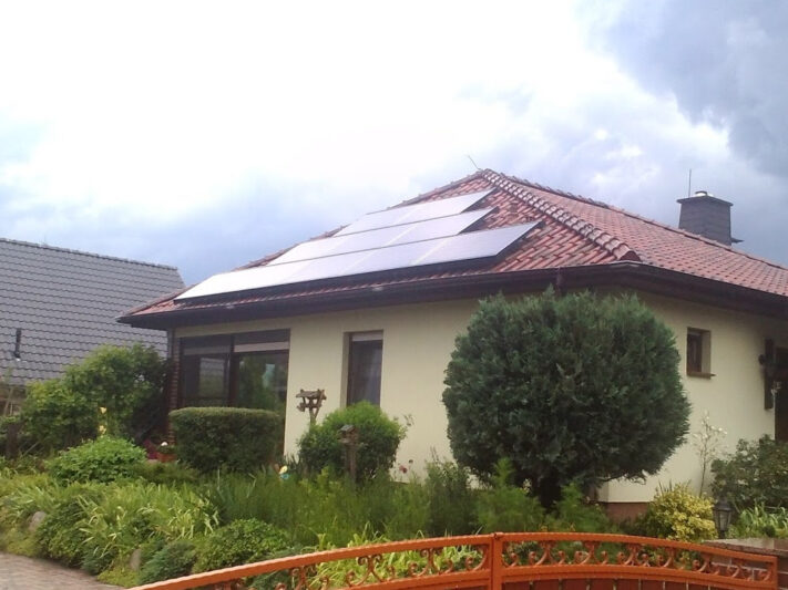 Photovoltaik_Dachanlage_Brandenburg_Deutschland