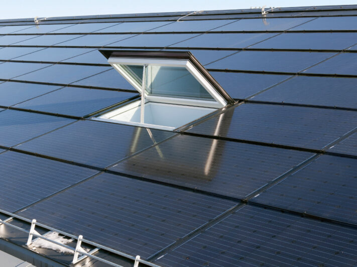 Schweiz_Indachanlage_Photovoltaik_Ernst_Schweizer