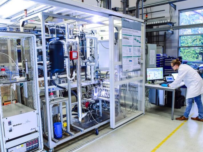 Methanol-Miniplant-Anlage.Fraunhofer