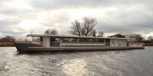 Solar_Katamaran_Berlin_2020