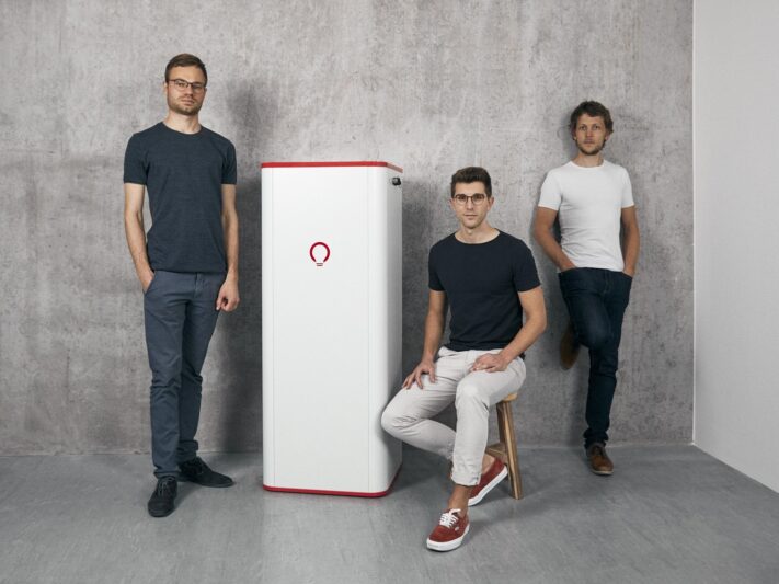Die Voltstorage Gründer Jakob Bitner, Michael Peither, Felix Kiefl (von links nach rechts).