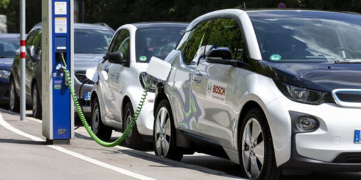 Bosch_Elektromobilitaet_Ladesaeule
