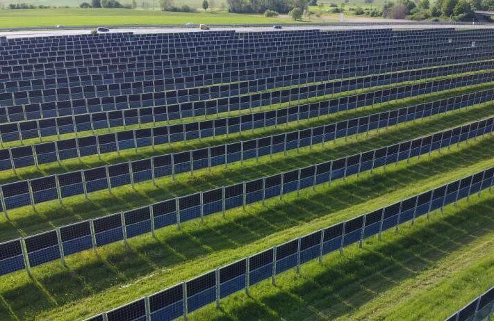 Next2Sun_Jolywood_Solarpark_vertikal_Deutschland_2020-e1593766149950