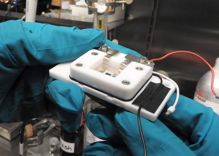 Uni_Oldenburg_Batterieforschung_elektrochemische_Rastermikroskopie-800x506