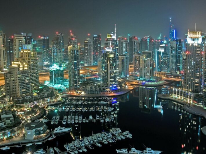 dubai-256585_1920