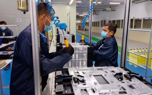 byd-abre-oficialmente-en-brasil-su-primera-fabrica-de-baterias-de-litio-fosfato-de-hierro-8656A