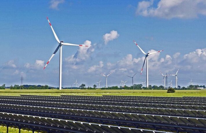 obnovitelne-zdroje-vetrne-fotovoltaicke-elektrarny-800x459