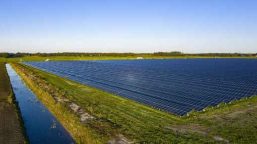 BayWa_Wasserstoff-Herstellung_Photovoltaik-Strom_Solarpark_Niederlande-800x449