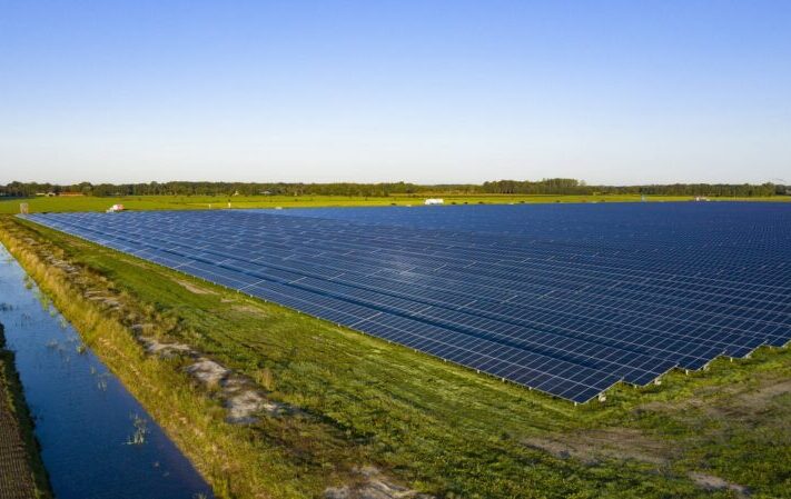 BayWa_Wasserstoff-Herstellung_Photovoltaik-Strom_Solarpark_Niederlande-800x449