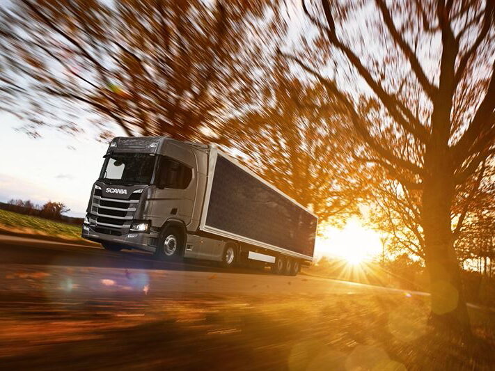 ScaniaSolarLkw