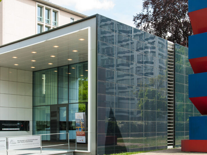 SolarZentrum_Berlin_Charlottenburg_Effizienzhaus_Plus