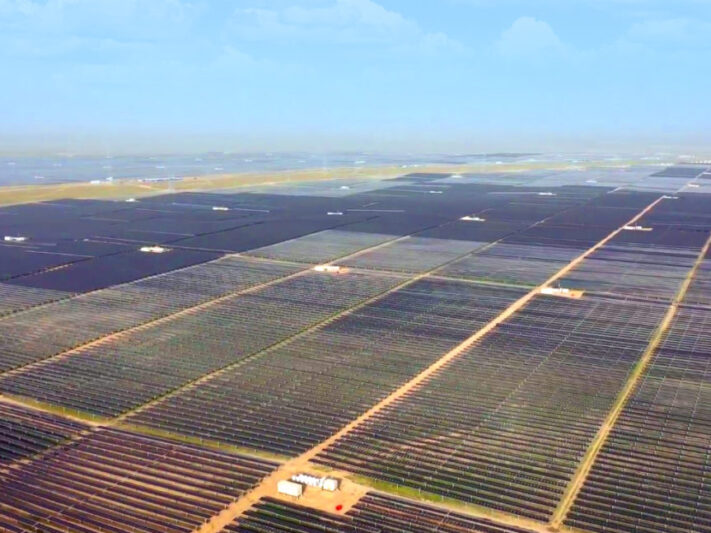 Chinas-largest-solar-plus-storage-project-1200x647-1