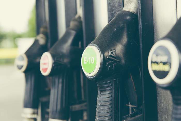 3084143-environment_filling-station_fuel_fuel-dispenser_garage_gas-pump_gas-station_gasoline_gasoline-pump_gasoline-station_oil_petrol_petrol-pump_petrol-station_sustainable