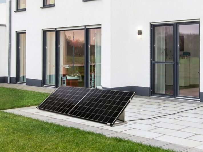 Photovoltaik_SelfPV_Stecker-Solaranlage-981x800