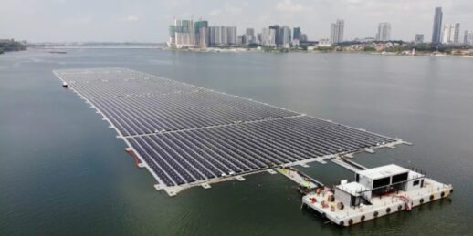 Singapore-floating-solar-farm