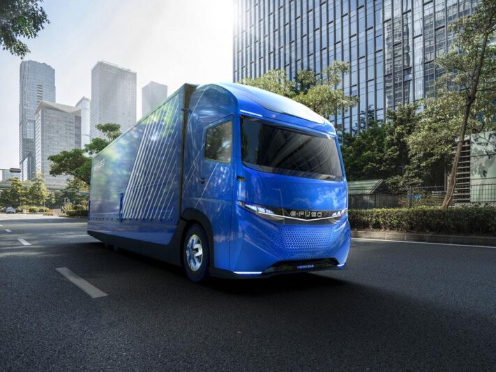 Daimler-e-Fuso-Vision-One-2_W1200