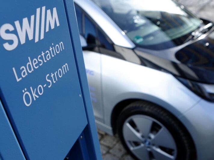 BMWi3-Ladesaeule-SWM-Steffen-Leiprecht-2