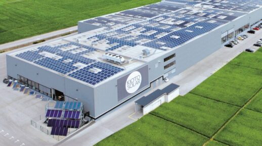 Kioto_Solar_Sonnenkraft_Photovoltaik-Fertigung-1000x559