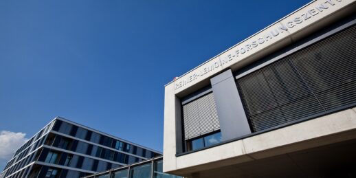 Q-CELLS-RD-centre-Thalheim-Germany