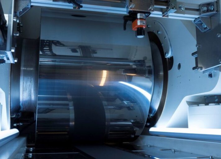 ***Kundenauftrag***

Erforschung von Wirkzusammenhängen in der Produktion von Batteriezellen der Zukunft

© copyright by 
Karlsruher Institut für Technologie
Allgemeine Services - Crossmedia
Abdruck honorarfrei im redaktionellen Bereich
Belegexemplar erbeten *** Local Caption *** ***Kundenauftrag***

Erforschung von Wirkzusammenhängen in der Produktion von Batteriezellen der Zukunft

© copyright by 
Karlsruher Institut für Technologie
Allgemeine Services - Crossmedia
Abdruck honorarfrei im redaktionellen Bereich
Belegexemplar erbeten